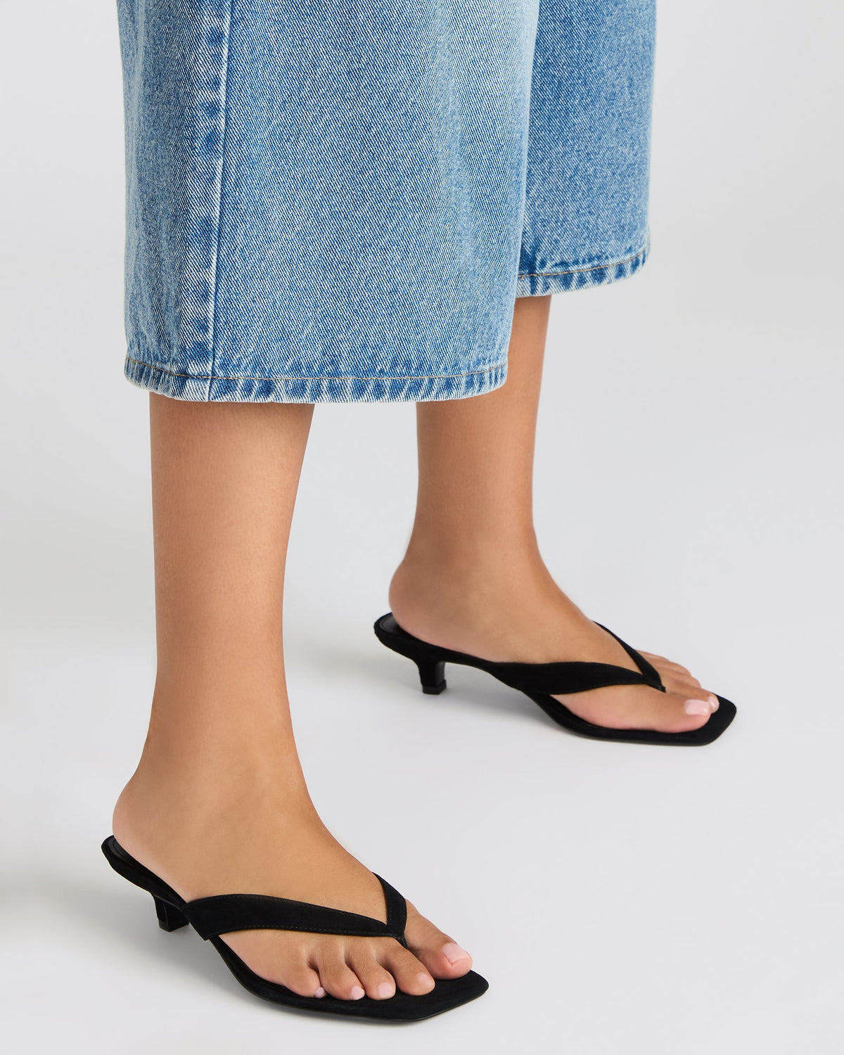 TRACIE Black Suede Thong Strap Women's Kitten Heel