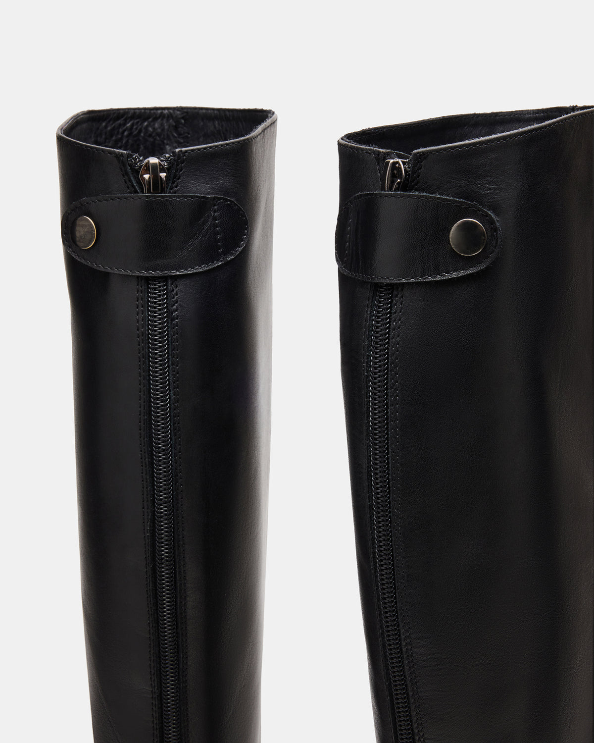 BEREN Black Leather Knee-High Women's Riding Boot