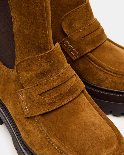 CONWAY Coganc Suede Platform Lug Chelsea Women's Ankle Boot