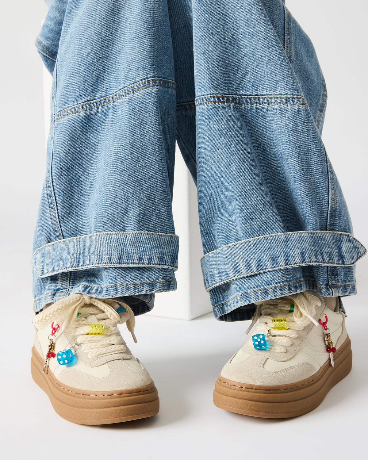 DODGE CHARM Bone Multi Low-Top Platform Women's Sneaker