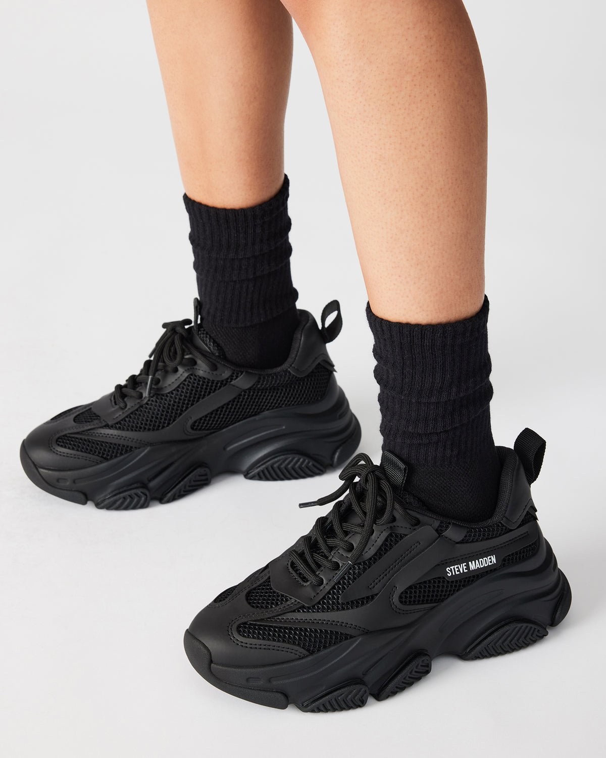 POSSESSION Black Platform Lace-Up Women's Sneaker
