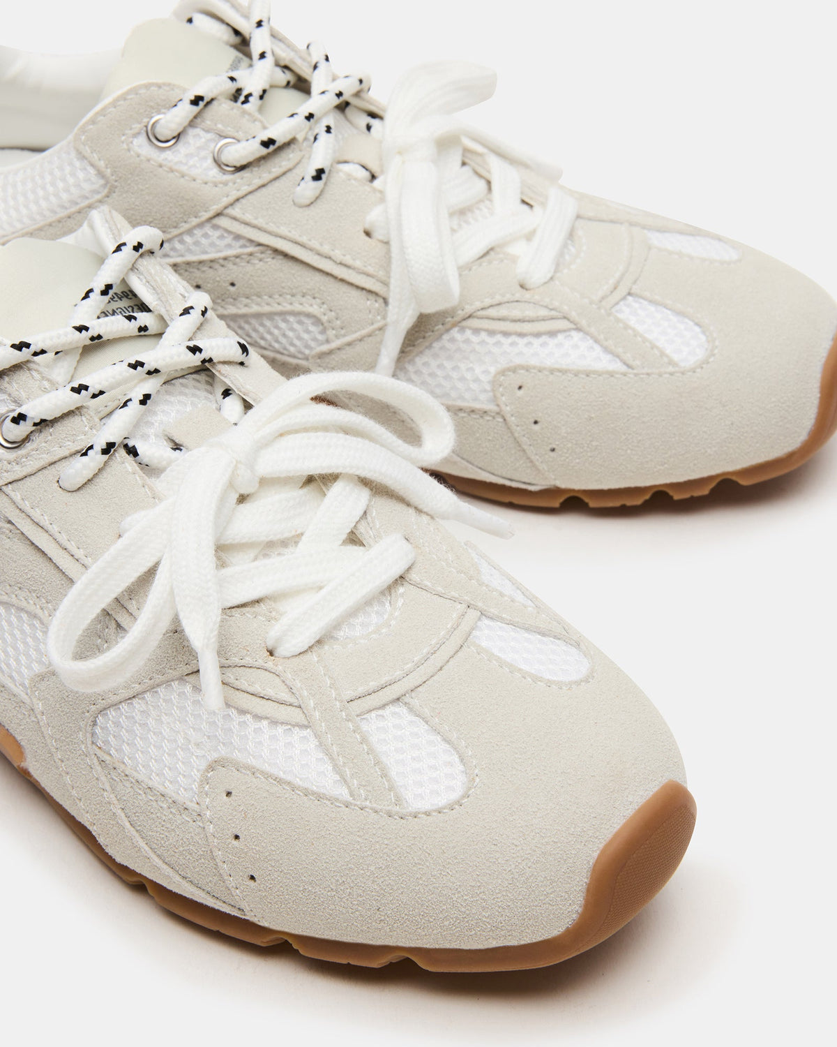 AZIEL White Low-Top Lace-Up Women's Sneakers