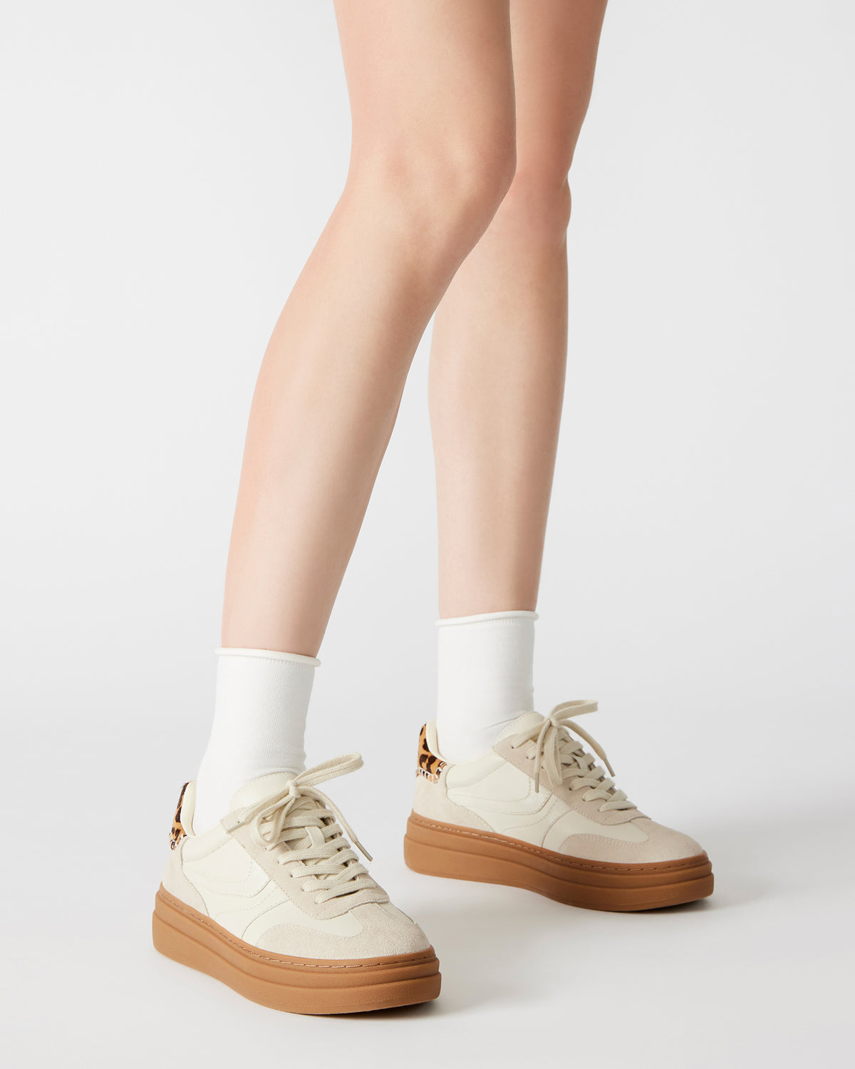 DODGE Bone Multi Low-Top Platform Women's Sneaker