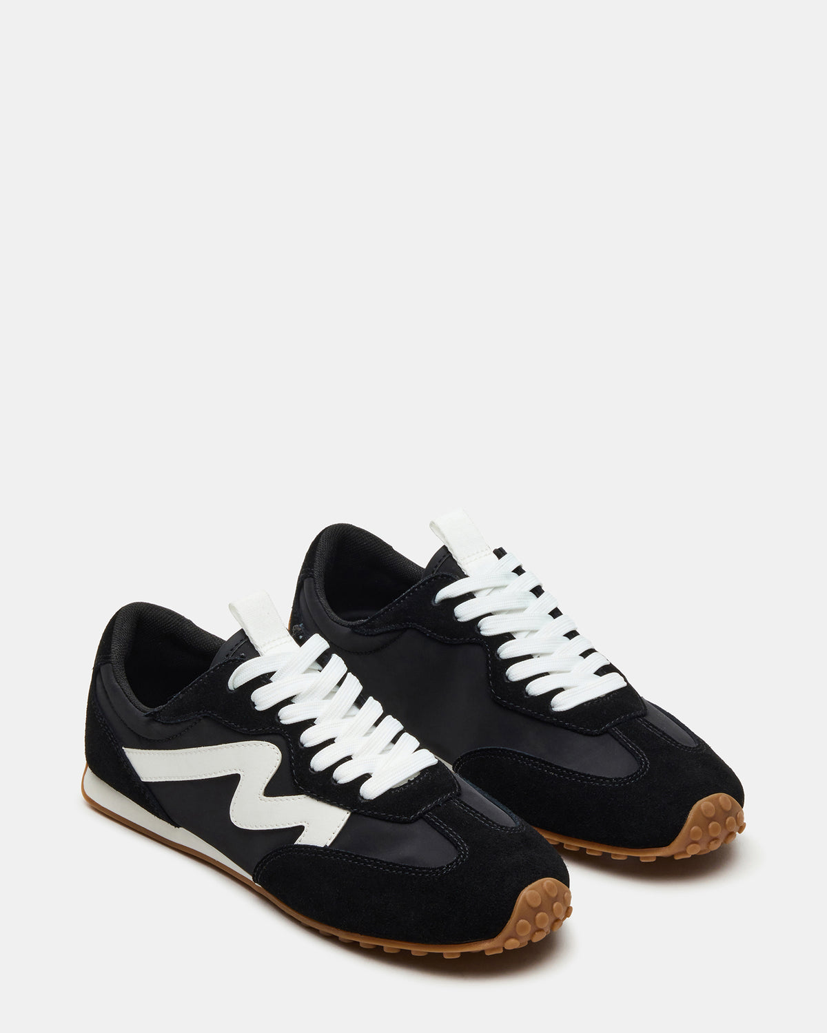 CASPER Black/White Low-Top Lace-Up Women's Sneaker