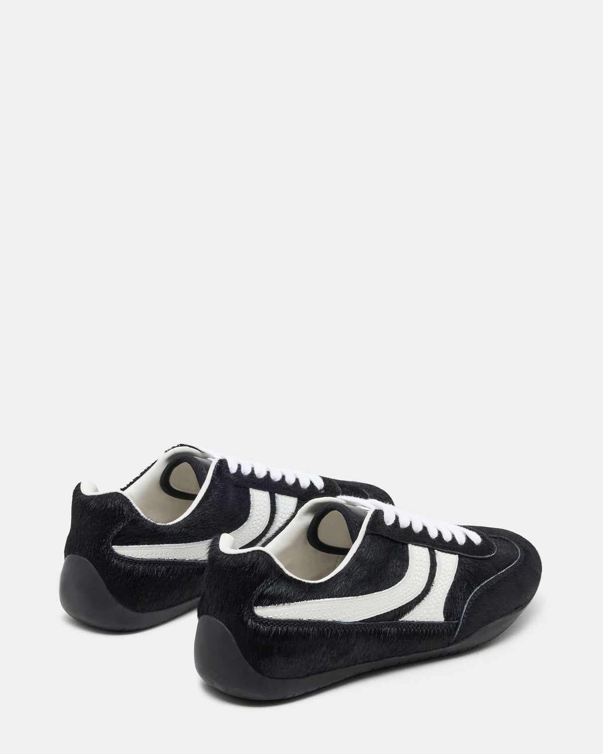 DOBSON Black Multi Women's Low-Top Lace-Up Sneaker