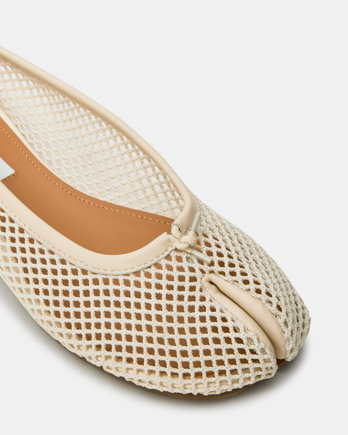 CALICO Bone Mesh Split Toe Tabi Women's Ballet Flat