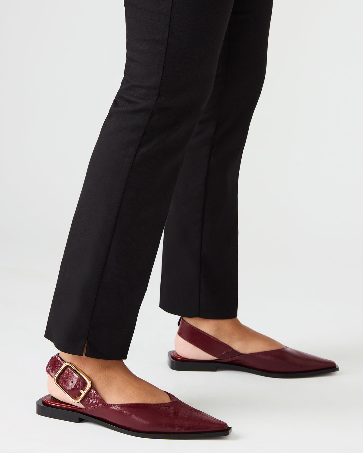 SHAY Burgundy Leather Pointed-Toe Slingback Ballet Women's Flat