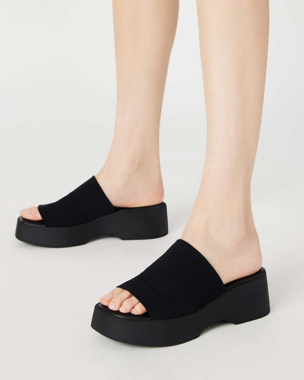 SLINKY30 Black Women's Platform Sandal