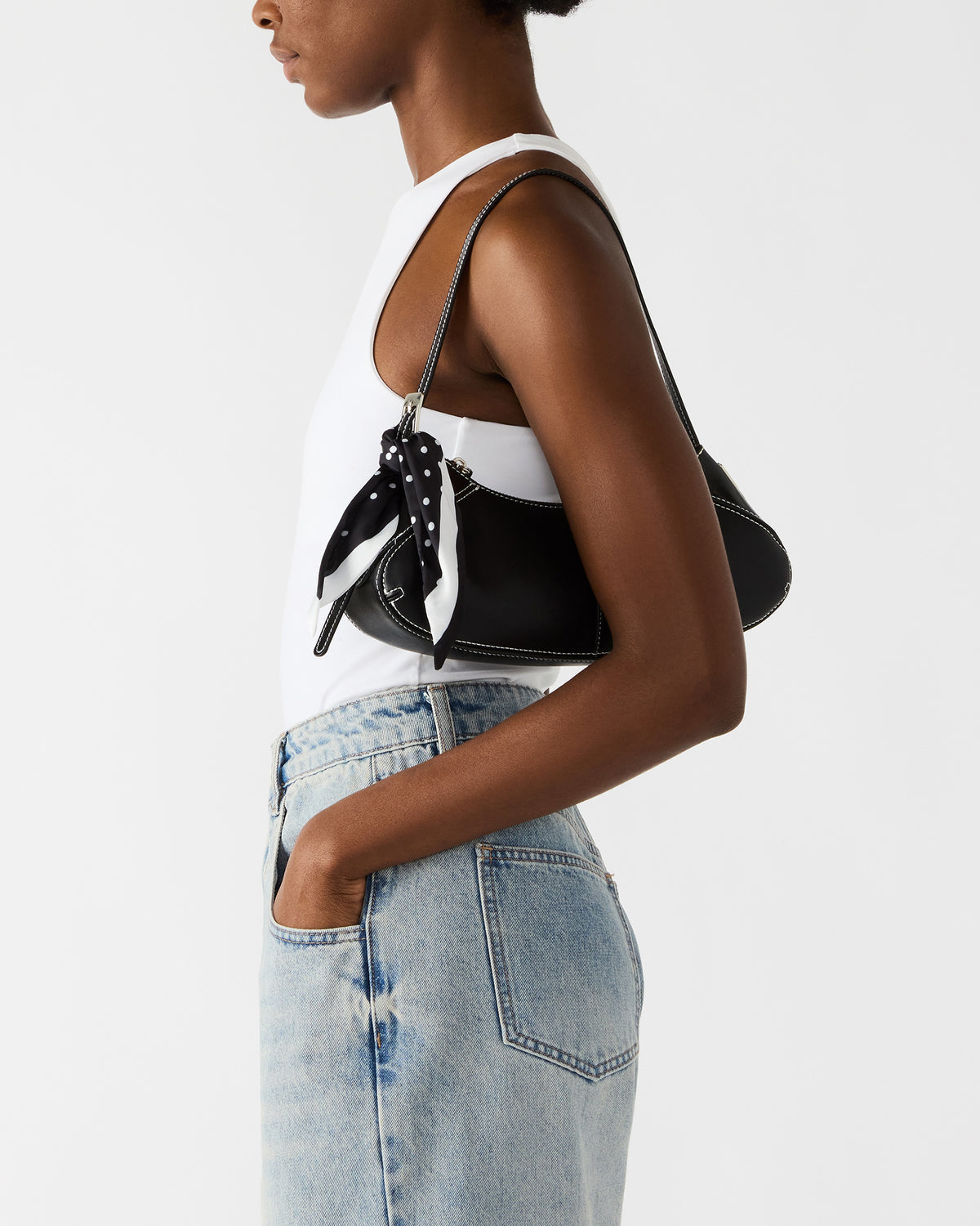 ROXEY Bag Black Crescent-Shaped Top-Zipper Shoulder Strap Handbag