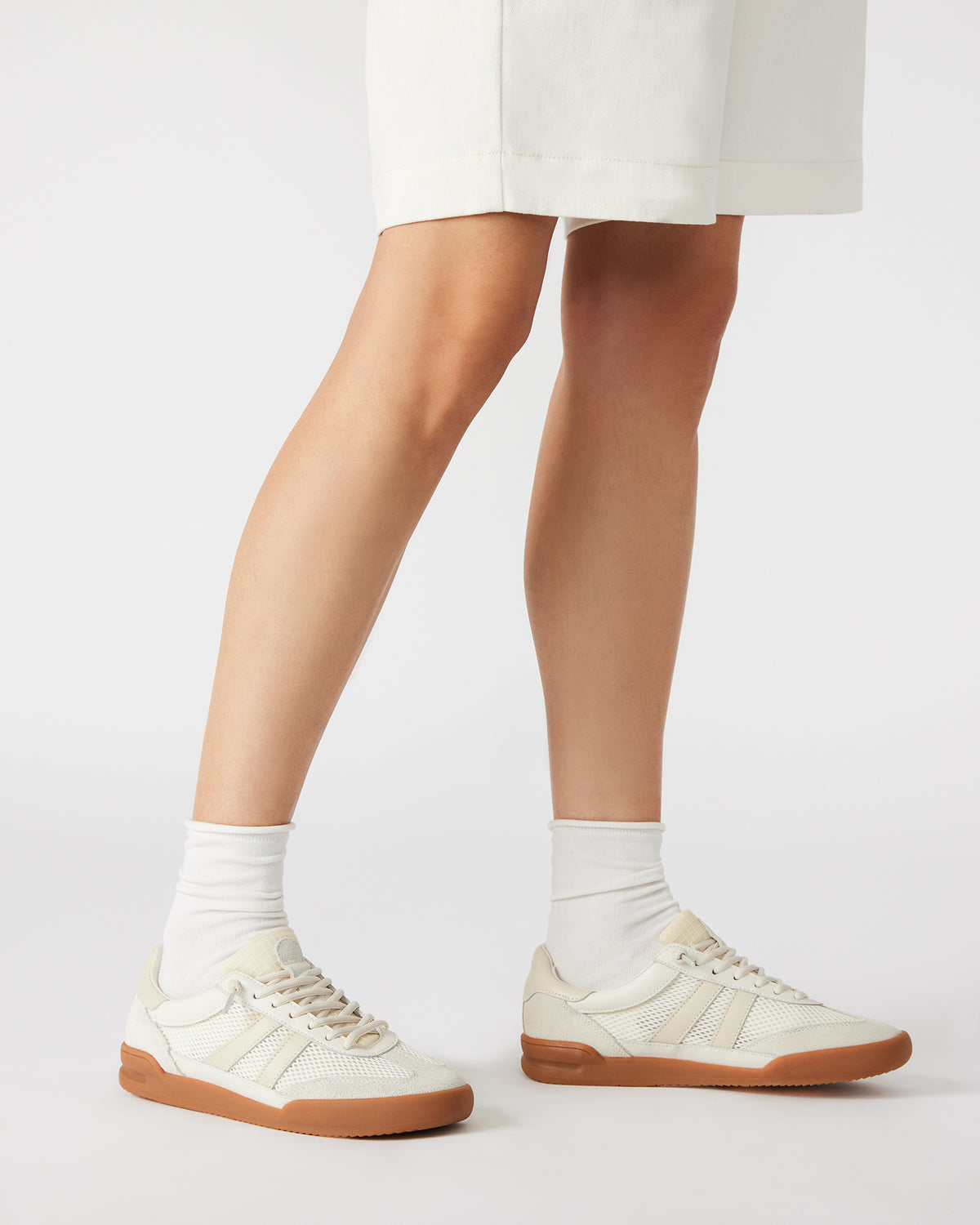 VERDICT White Multi Women's Lace-Up Sneaker
