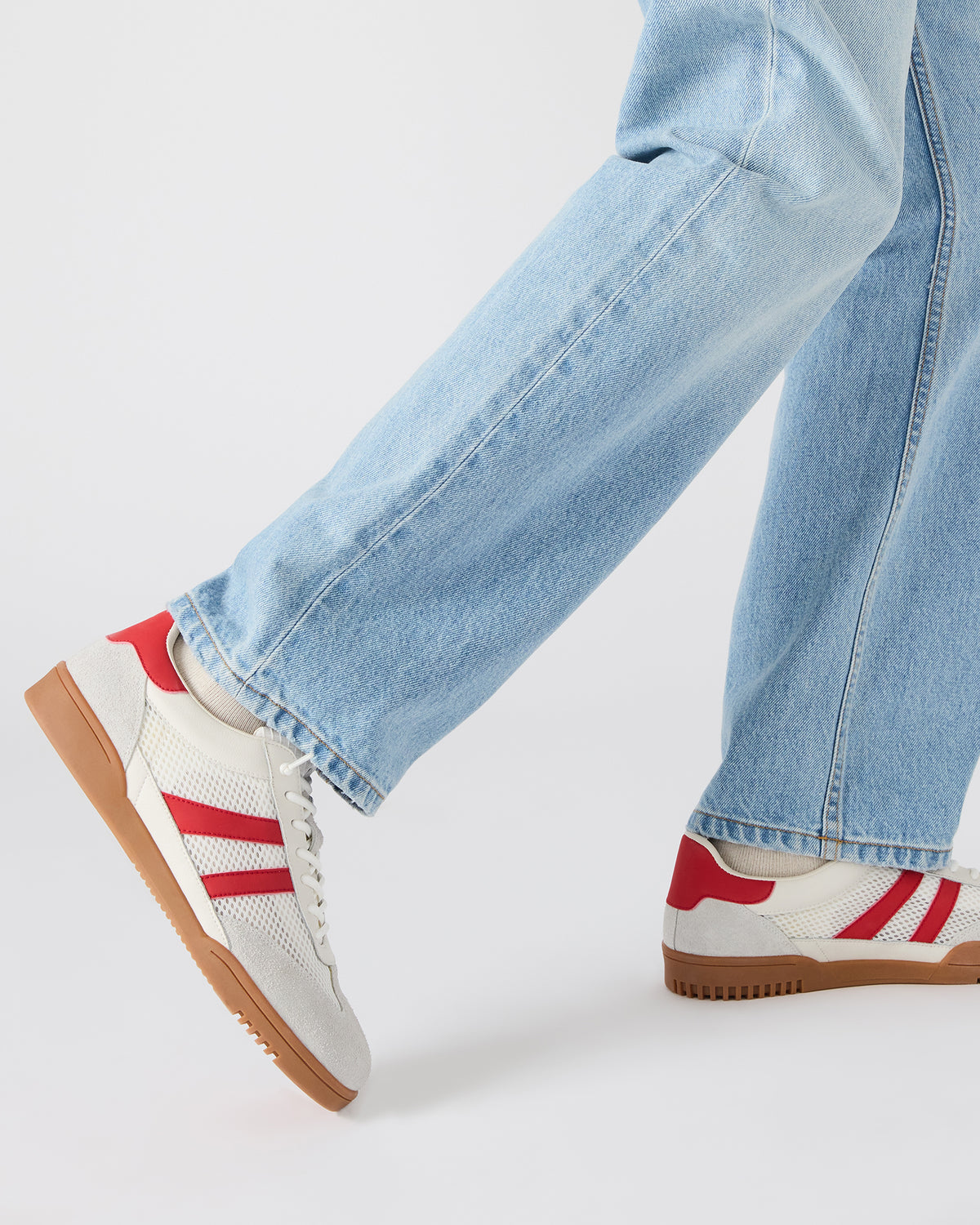 VIENTO White Multi Low-Top Lace-Up Men's Sneakers