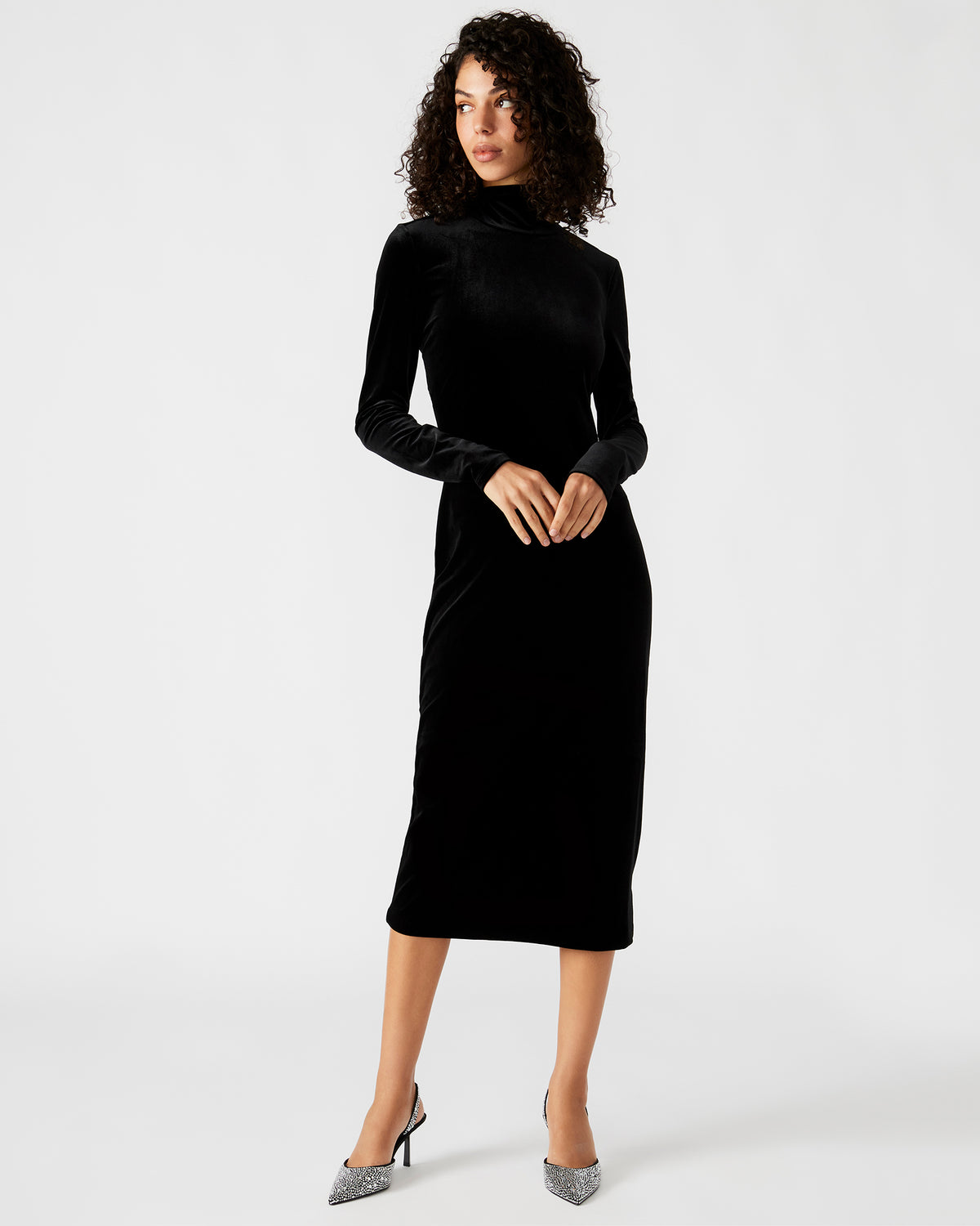 SKYLER Dress Black | Women's Long-Sleeved Turtleneck Velvet Dress