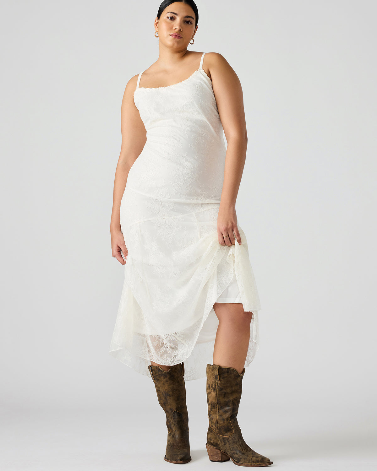 VEERA White Maxi Lace Flowy Women's Dress