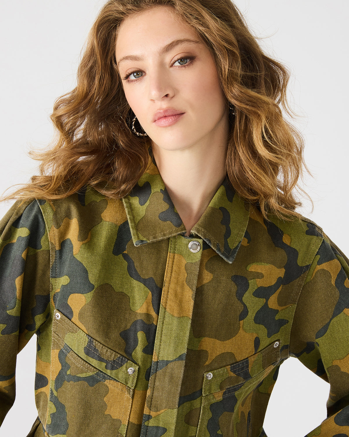 SLOAN Camouflage Long-Sleeved Zip-Up Women's Jacket