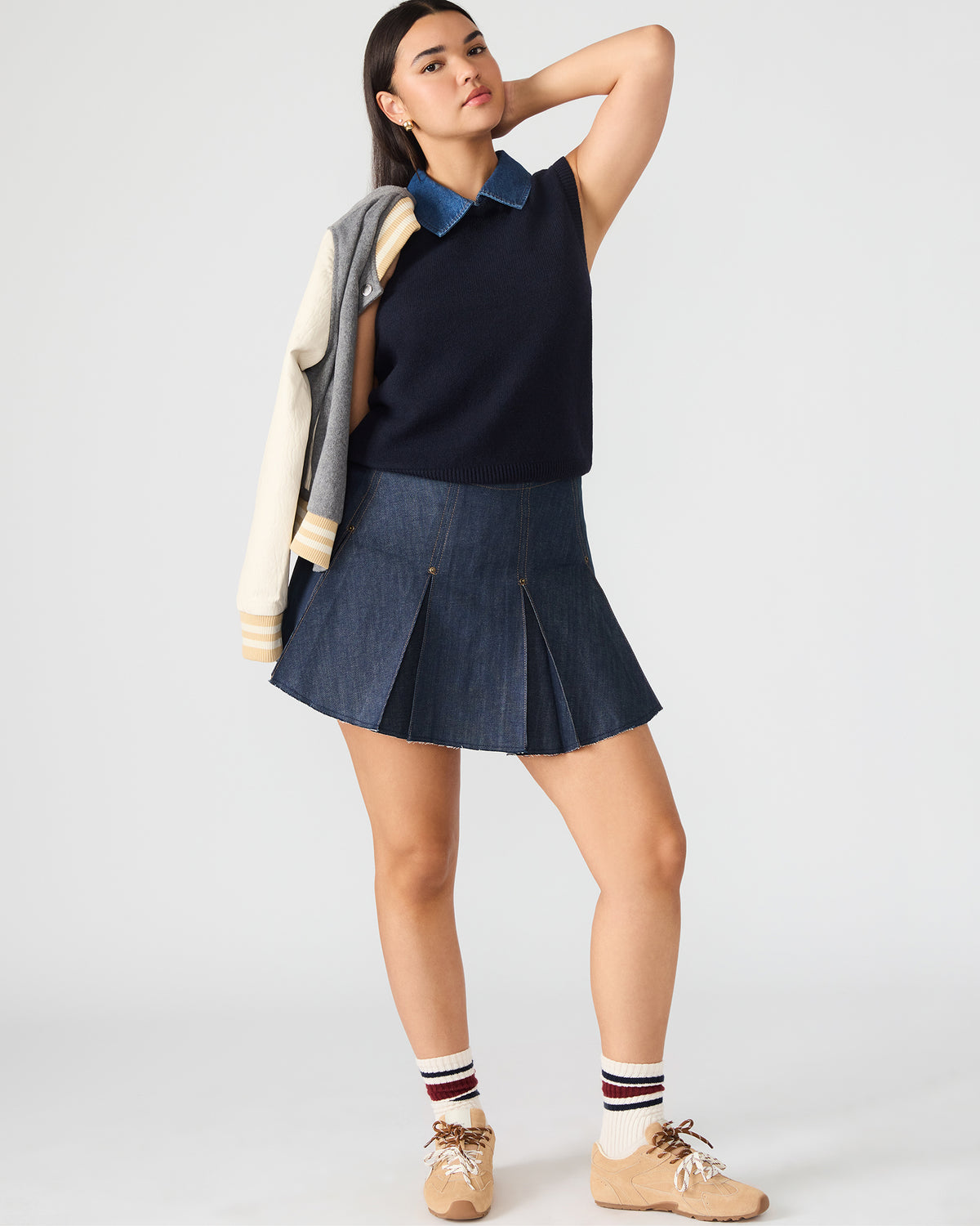 JEANE Sweater Vest Knit Collared Sleeveless Women's Top