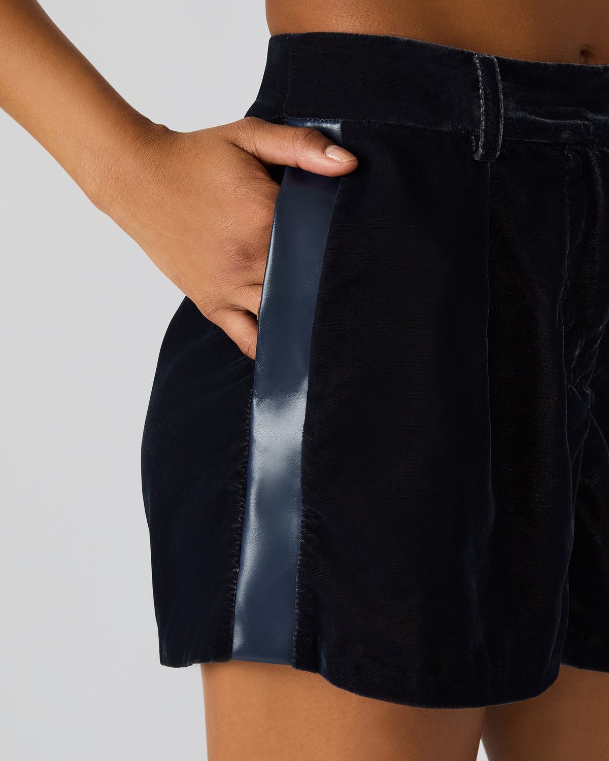 MINNETTA Indigo Haze Velvet Women's Shorts